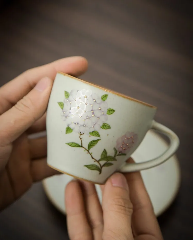 Gohobi Hand-painted Hydrangea Mug