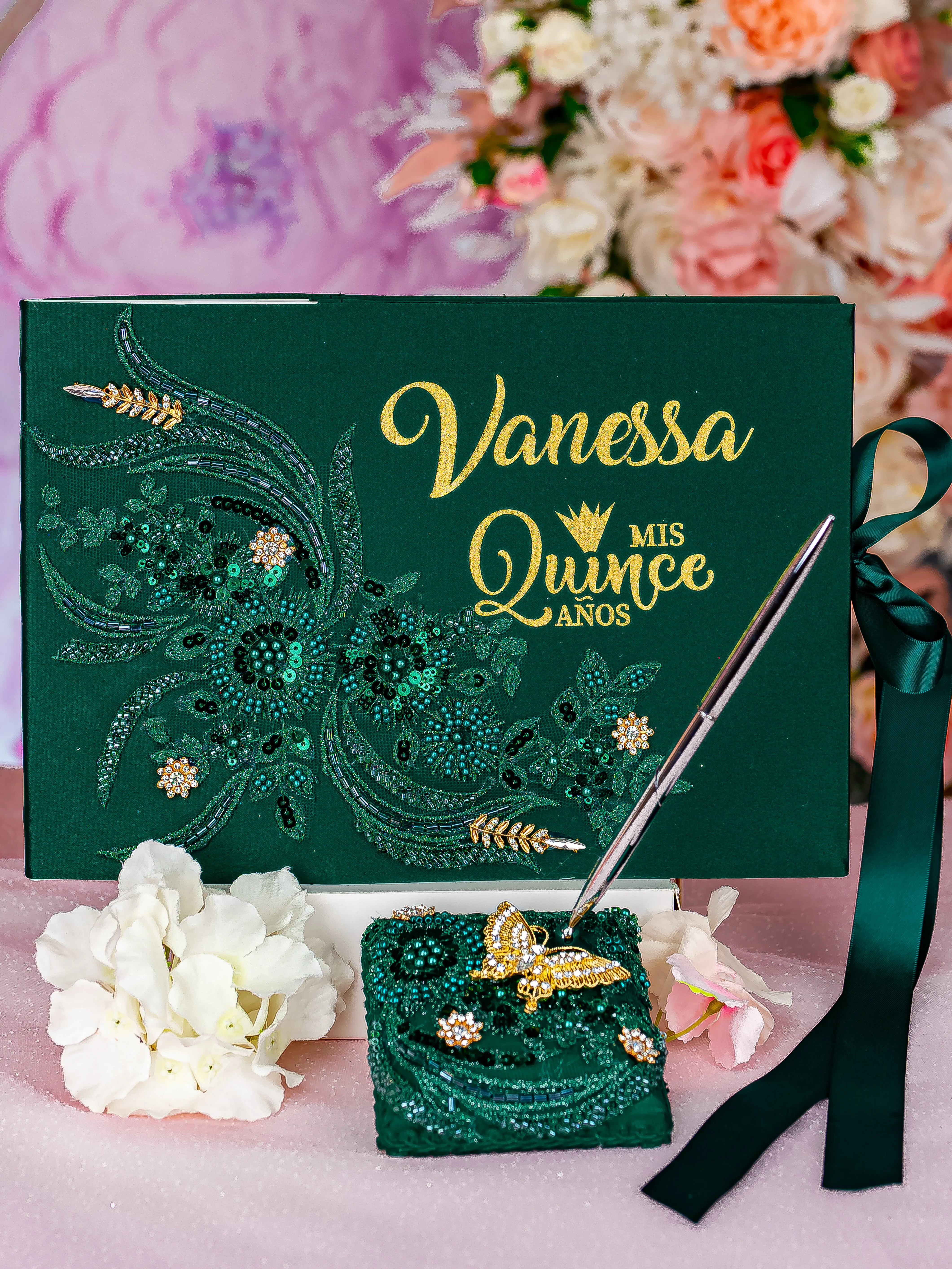 Green quinceanera guest book with pen