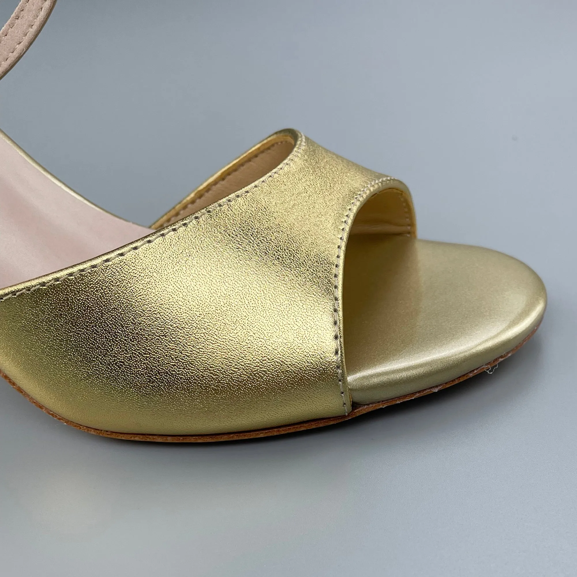 Open-toe and Closed-back Argentine Tango Shoes High Salsa Heels Hard Leather Sole Sandals Gold